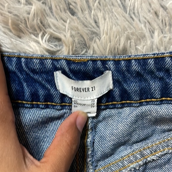 Forever 21 Shorts size 29 - Picture 3 of 3